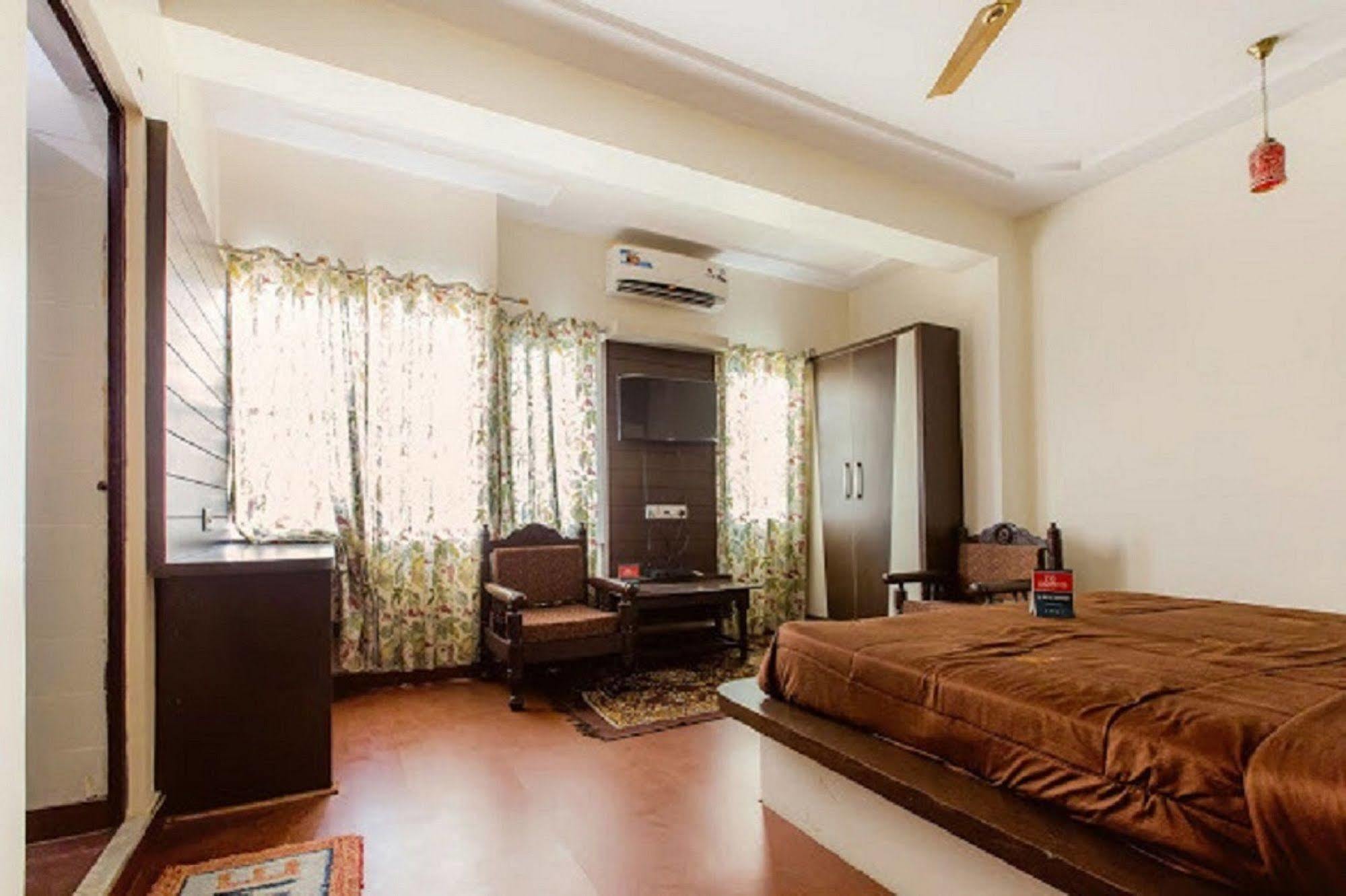 ג'איפור Hotel Holiday Home מראה חיצוני תמונה